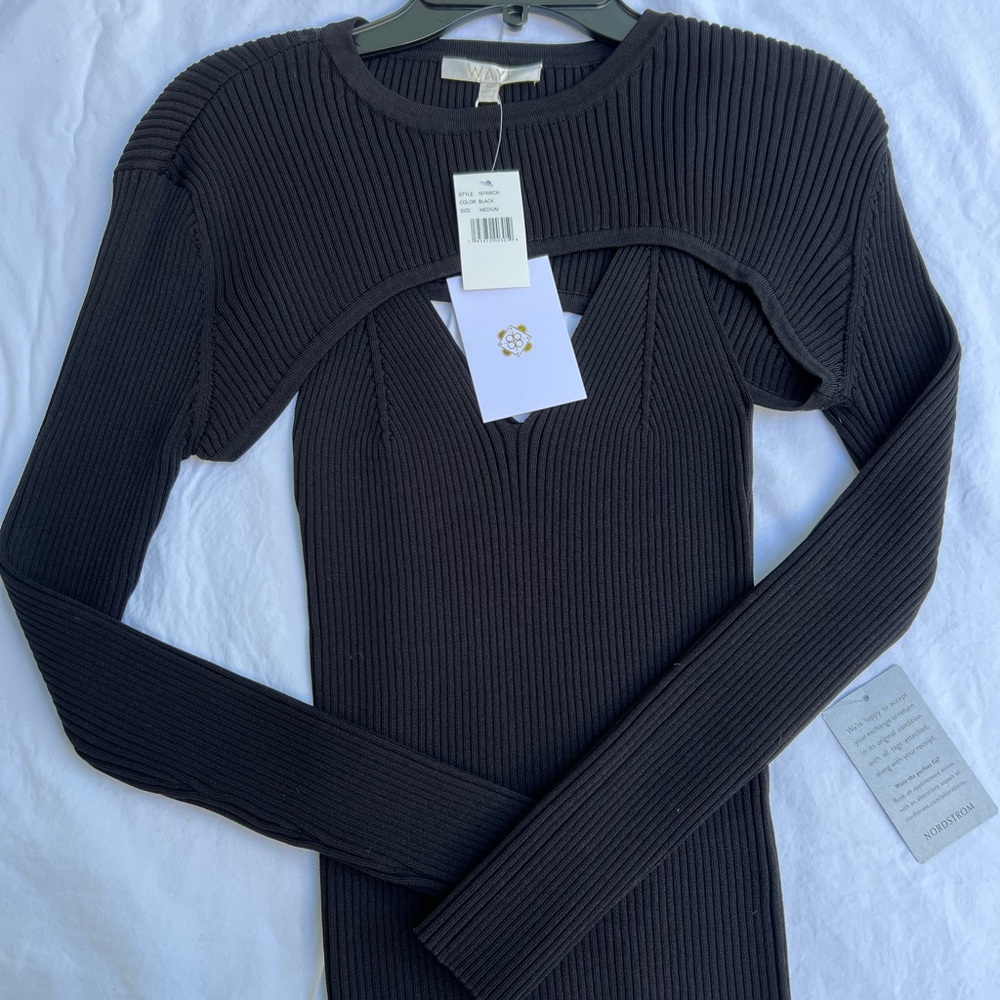 WAYF Tank and Sleeve Top - M